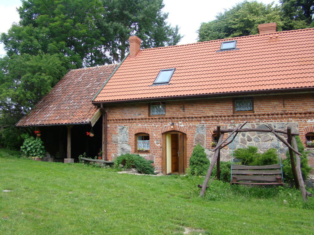 Ferienwohnung Zagroda Cztery Wiatry Sądry Exterior foto